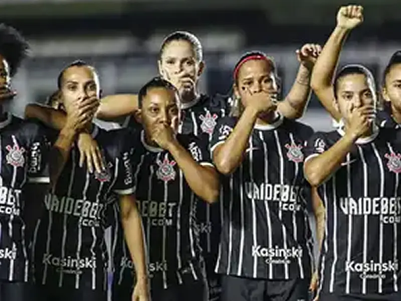 Kleiton Lima é suspenso por 18 jogos após denúncias de assédio sexual