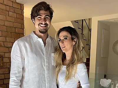 Celebridades comemoram o Dia das Mães nas redes