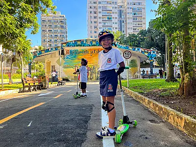 Maio Amarelo inicia atividades na 'minicidade' da Praça 22 de Janeiro