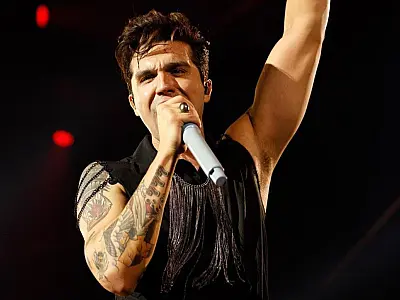Conta de Luan Santana no Twitter é hackeada e invasor posta fotos de Kid Bengala