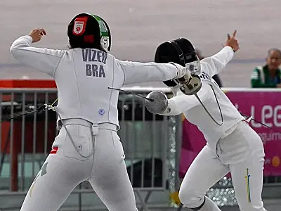 Equipe feminina conquista bronze no Pan-Americano de esgrima no Peru