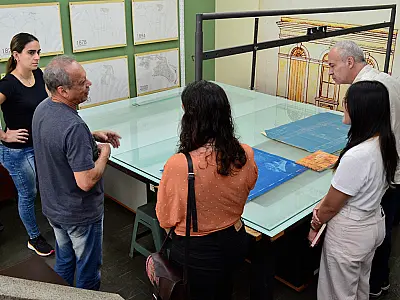 Visita monitorada e exposição surpreendem público na Semana Nacional de Arquivos