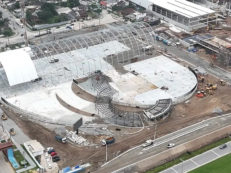 Obras da Arena Bertioga ganham forma e seguem em ritmo acelerado