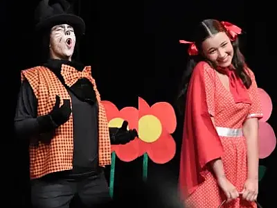 Nova adaptação de Chapeuzinho Vermelho é apresentada em Guarujá neste domingo