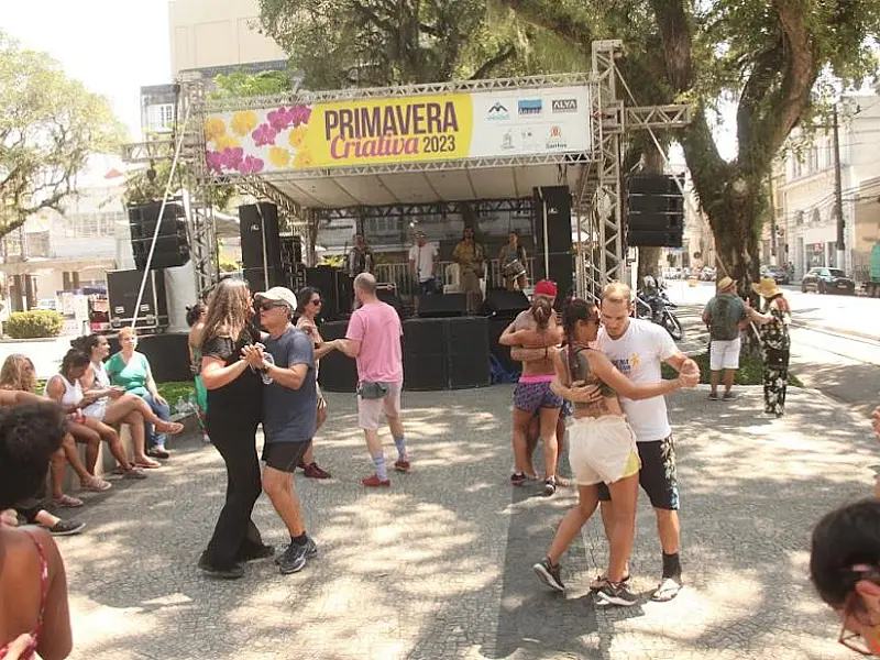 Primavera Criativa leva 15 mil pessoas ao Centro Histórico de Santos