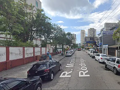 Rua na Vila Belmiro terá trecho com mão dupla de direção a partir de terça