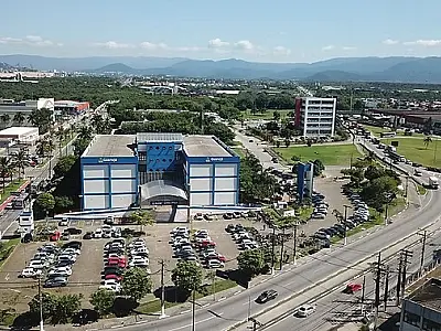 Prefeitura de Guarujá segue com renovação das licenças de ambulantes até dia 20