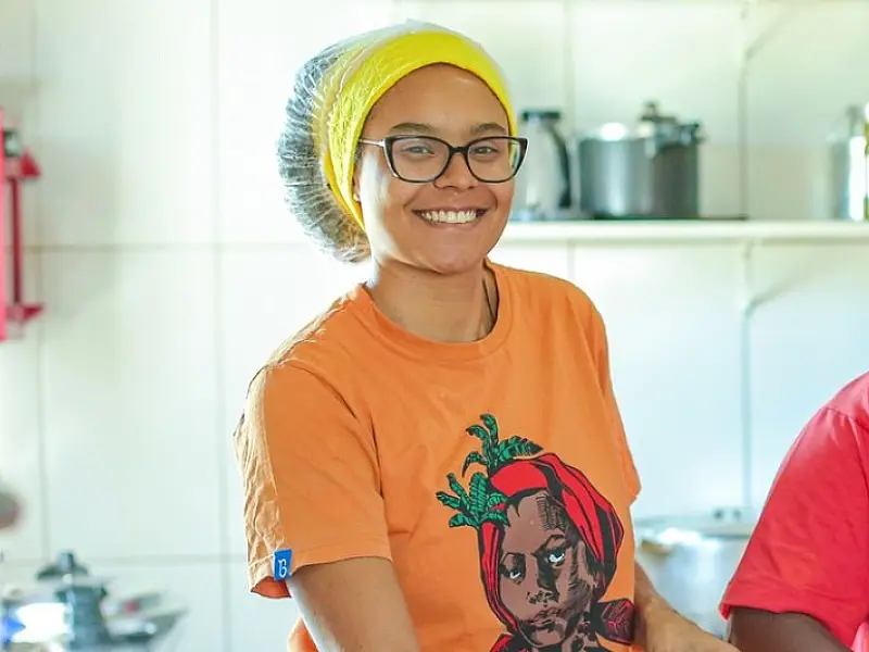 Em dois anos, pobreza dá lugar a desenvolvimento social e 17,4 milhões de pessoas ascendem de classe