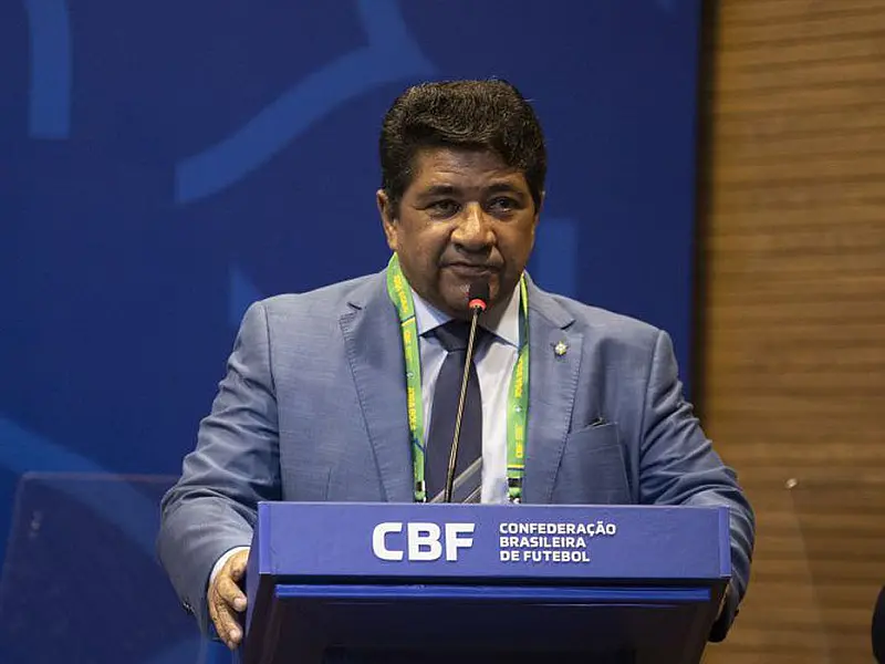 Presidente da CBF, Ednaldo Rodrigues toma posse no Conselho da Fifa