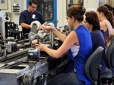 Taxa de juros afeta investimentos industriais em inovação