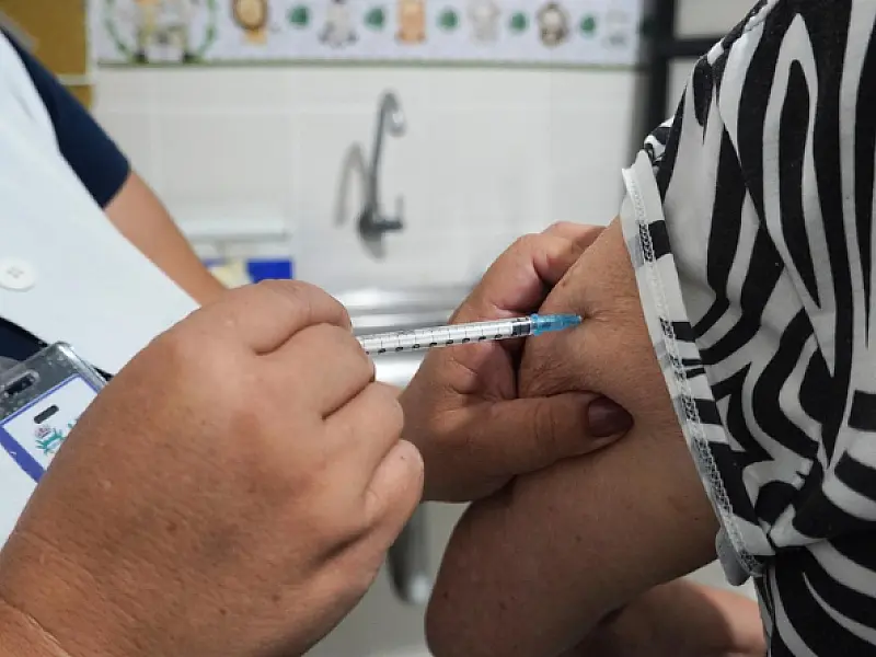 Mongaguá amplia vacinação contra a gripe para toda a população acima de 6 meses