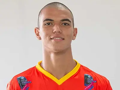 Joia da base do Jabaquara, zagueiro Medeiros comemora vitória em sua estreia como profissional