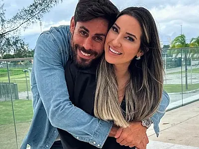 Cara de Sapato é questionado por fãs do "casal" do BBB sobre beijo em Amanda