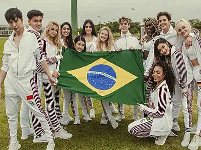 Novo integrante brasileiro do Now United será definido em reality; influencers disputam vaga