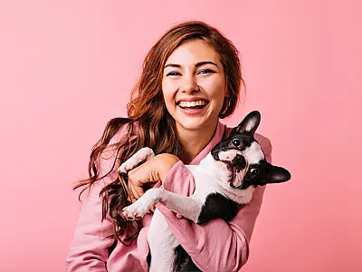 Tutores de pets brasileiros ocupam o segundo lugar de mais felizes do mundo, mostra estudo