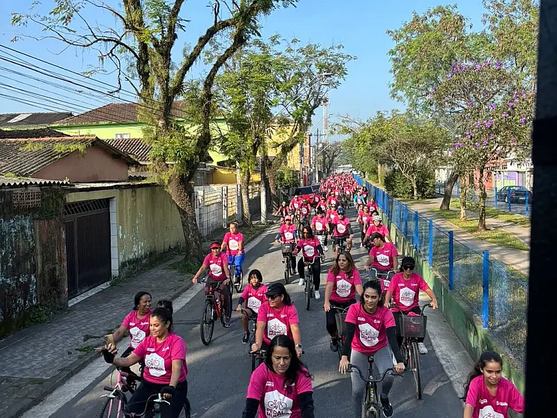 Passeio Ciclístico Pedal da Mulher reuniu 780 pessoas em Cubatão
