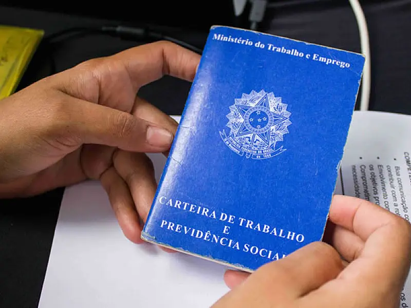 PAT de São Vicente oferece vagas para empregos em diversos setores