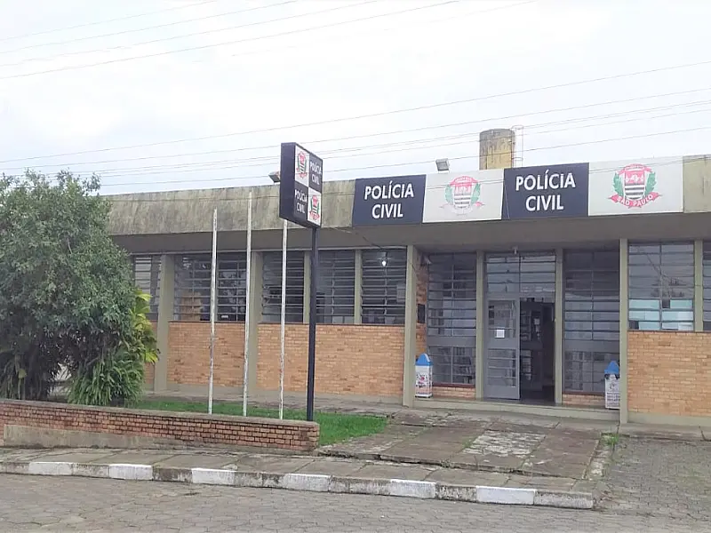 Suspeito de furtar celular é preso em flagrante em Cananéia