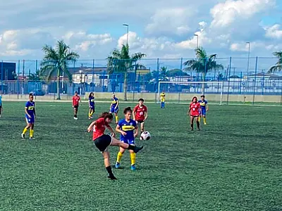 Futebol feminino do Time PG goleia e conquista classificação inédita