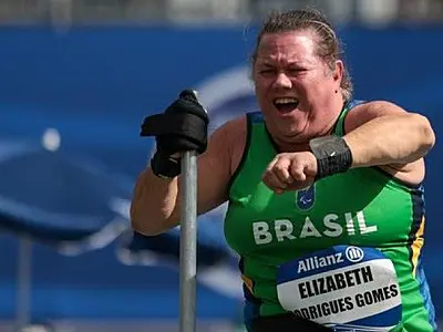 Santista Beth Gomes tem últimos preparativos no Brasil antes do Mundial de Atletismo na Índia