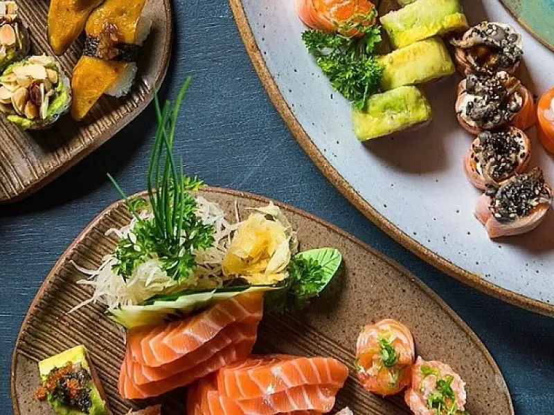 Combinando amor: Peixe ao Cubo prepara cardápio especial para Dia dos Namorados