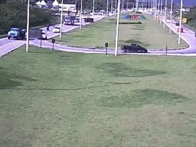 Menina de seis anos é abandonada por homem desconhecido na Rodovia SP