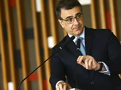 Brasil defende a permanência da Rússia no G20, diz Carlos França