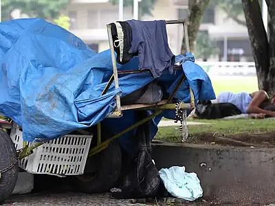 Mais de 335 mil pessoas vivem em situação de rua no Brasil