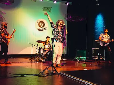 Guarujá segue com cadastro para contratação de artistas da Cidade