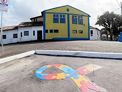 Zona Azul passa a contar com vagas exclusivas para pessoas com transtorno do espectro autista