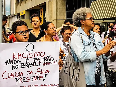 Professores e famílias devem estar engajados no combate ao racismo