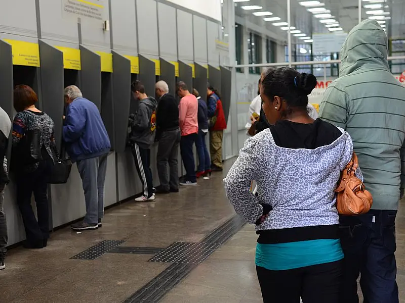 Expediente bancário tem alterações neste final de ano