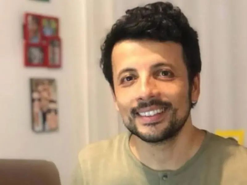 'Sorriso no rosto e pronto pra tudo'', André Hernan se despede da Globo
