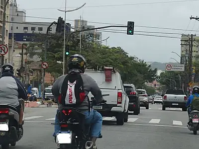 No Maio Amarelo, Santos faz apelo a motociclistas e foca na conscientização de crianças