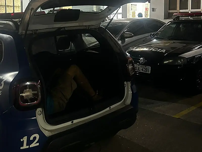 Guardas Municipais detêm foragido da justiça em Santos