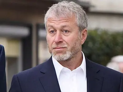Abramovich e dois ucranianos tiveram sintomas de envenenamento, diz jornal