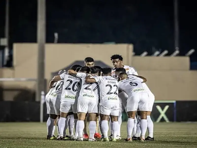 Santos vence e fica perto do retorno para a Série A do Brasileiro
