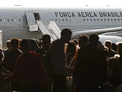Quinto voo da FAB com 220 repatriados do Líbano chega a SP