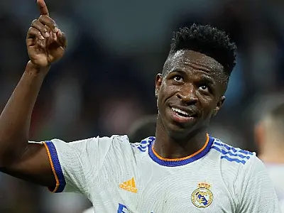 Vinicius Junior acerta o pé e põe seu nome na história da Champions League