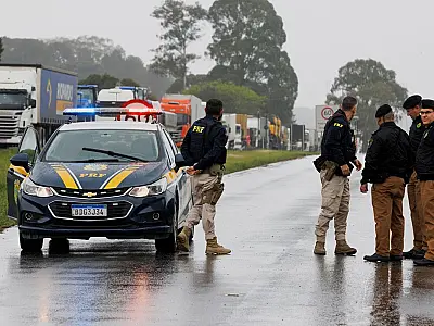 Brasil tem 16 estados com rodovias interditadas