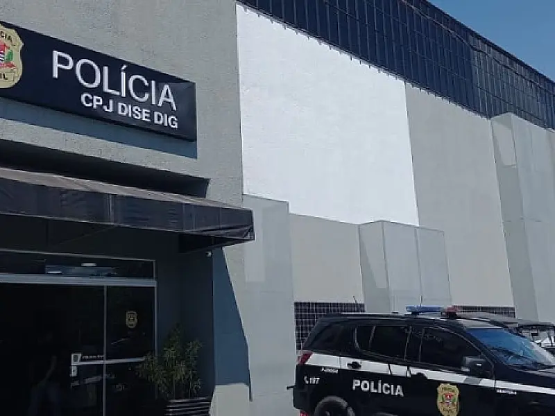 Polícia Civil prende dupla por organização criminosa e tráfico de drogas em Praia Grande