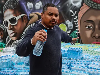 Rapper denuncia racismo ambiental no contexto da tragédia no RS