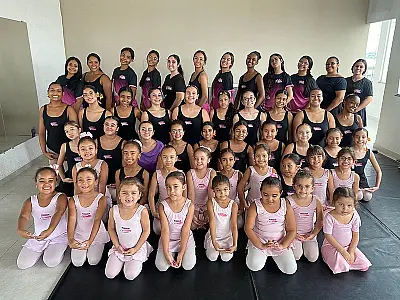 Mostra de dança "Vale a Pena ver de Novo" é opção  nesta sexta-feira (08)