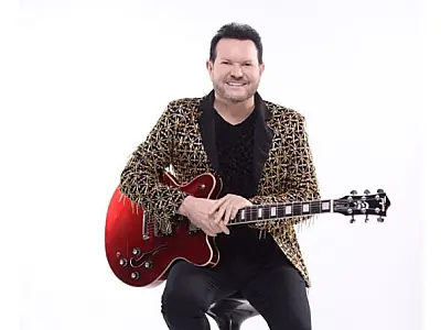 Ximbinha leva sua guitarrada para "A Grande Festa  2ª Edição" em São Vicente