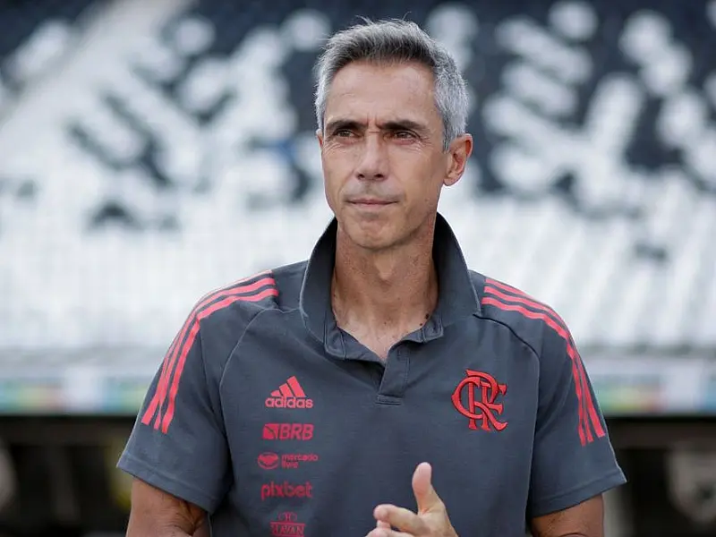 Paulo Sousa liga alerta no Flamengo e pede foco aos jogadores