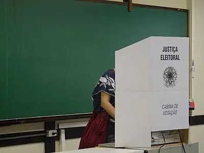 Santistas precisam estar em dia com a Justiça Eleitoral para votar