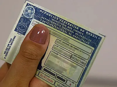 Detran alerta para golpes por mensagens SMS