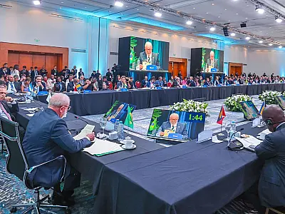 Países da região devem liderar preservação da Amazônia, diz Lula