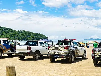 Equipes do DOA realizam apreensões em fiscalização nas praias no carnaval