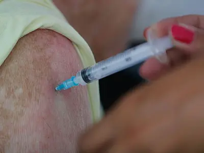 Vacina contra covid será incluída no Programa Nacional de Imunizações